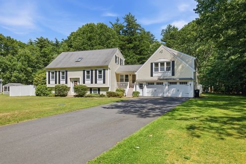 16 Fairview Farm Rd, Haverhill, MA, 01832-1072 | Card Image