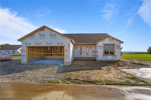 230 Clifton Ln, Rittman, OH, 44270-9641 | Card Image