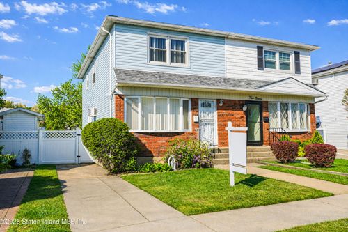 488 Winchester Ave, Staten Island, NY, 10312-5139 | Card Image