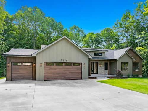 9378 E Summerfield Dr, Traverse City, MI, 49684-7538 | Card Image