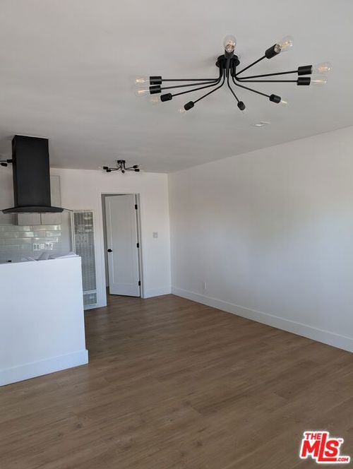 2626 Cloverfield Blvd, Santa Monica, CA, 90404 | Card Image