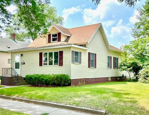 1311 Kane St, La Crosse, WI, 54603-2471 | Card Image