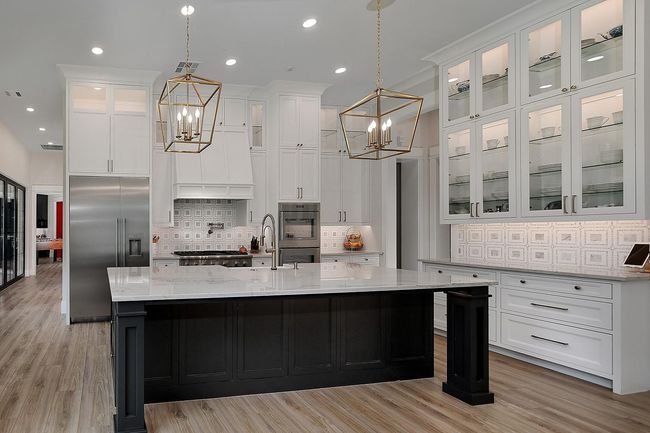 Kitchen | Image 10