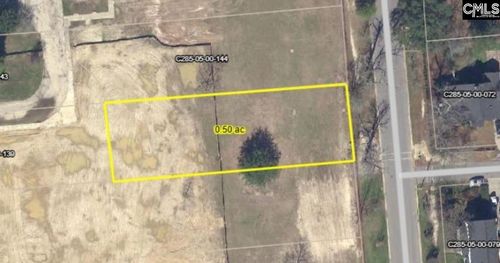 1317 Fair St, Camden, SC, 29020-3625 | Card Image