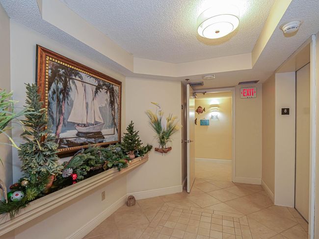 806 - 3100 N Highway A1a, Condo with 3 bedrooms, 2 bathrooms and null parking in Hutchinson Island FL | Image 19