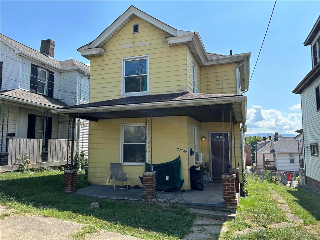 Evans St, Uniontown, PA 15401