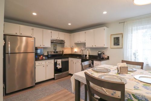 54-54 Fairfield Park, Mansfield, MA, 02048-2267 | Card Image