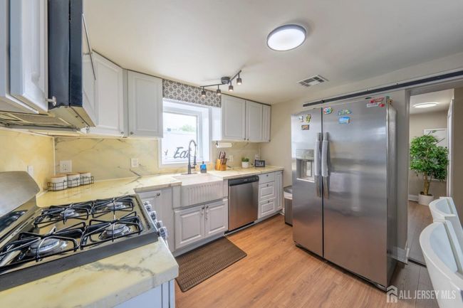 11 Mary Ave, House other with 2 bedrooms, 2 bathrooms and null parking in Fords NJ | Image 9
