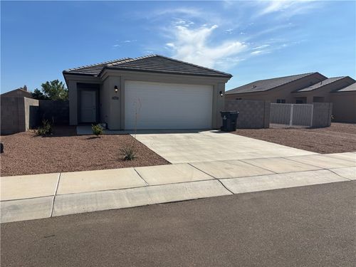 3306 E Farm Crest Avenue, Kingman, AZ, 86409 | Card Image