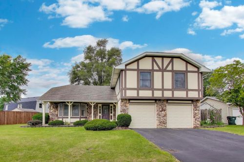 3790 Whispering Trails Dr, Hoffman Estates, IL, 60192-1563 | Card Image