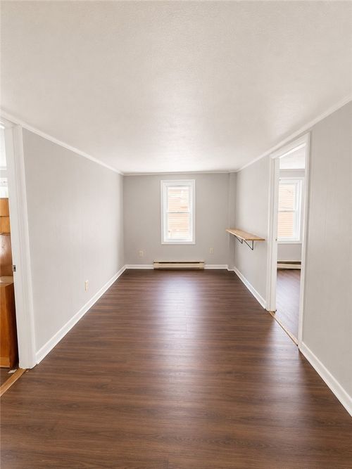 2-l-1187 1187 Putnam Pike, Glocester, RI, 02814 | Card Image