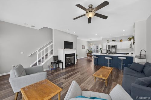 143 S 2nd St, Brighton, MI, 48116-1404 | Card Image