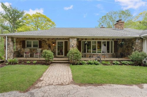 350 Shippee Rd, East Greenwich, RI, 02818-1045 | Card Image