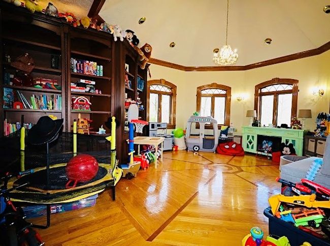 900 Tanager Dr, House other with 10 bedrooms, 11 bathrooms and 3 parking in Bluefield VA | Image 24