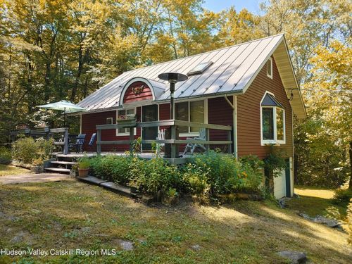249 High St, Phoenicia, NY, 12464-5208 | Card Image