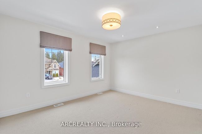 18 Moreau Way, House other with 4 bedrooms, 4 bathrooms and 4 parking in Springwater ON | Image 22