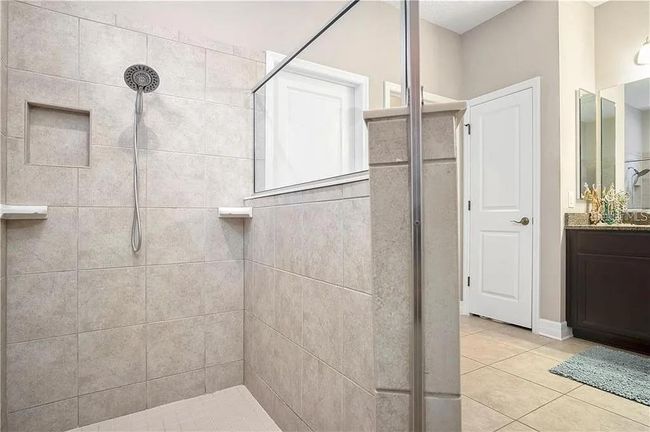 Master Bathroom | Image 23
