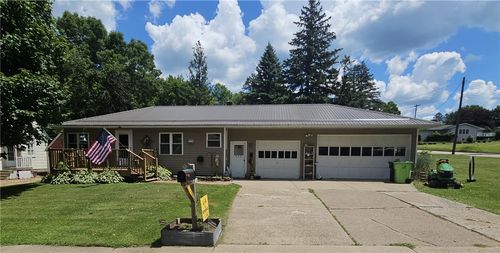 105 Court St, Neillsville, WI, 54456-1948 | Card Image