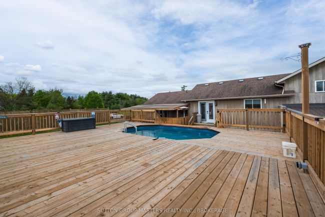 3758 Mcconnell Rd, House other with 5 bedrooms, 3 bathrooms and 12 parking in South Frontenac ON | Image 13