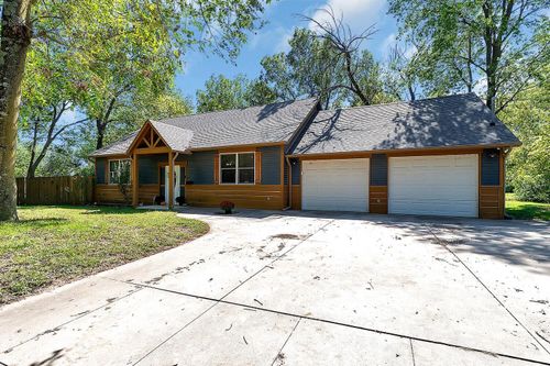 3009 W 11th St N, Wichita, KS, 67203-6660 | Card Image