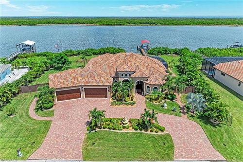 16488 Liggett Cir, PORT CHARLOTTE, FL, 33981-4771 | Card Image