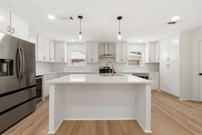 2610 Moss Hill Dr, House other with 4 bedrooms, 2 bathrooms and 2 parking in Houston TX | Image 11