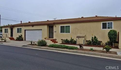 3661 Webster Ave, Long Beach, CA, 90810-2145 | Card Image