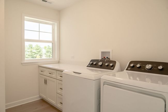 513 Amherst Dr, Townhouse with 3 bedrooms, 3 bathrooms and 4 parking in Sycamore IL | Image 15