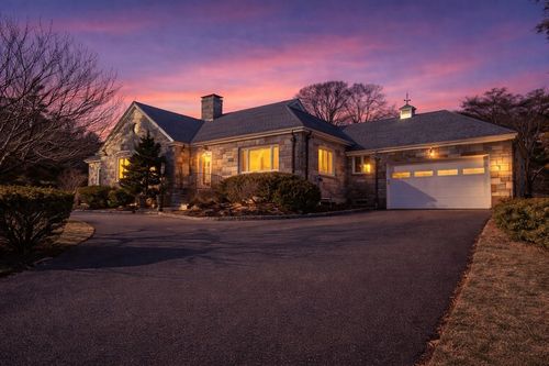 272 Atlantic Ave, Swampscott, MA, 01907-1638 | Card Image