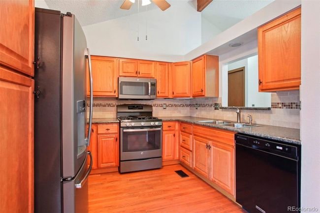 2800 Troxell Ave, House other with 3 bedrooms, 3 bathrooms and 2 parking in Longmont CO | Image 7