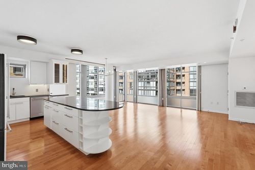 unit-805-440 L St Nw, WASHINGTON, DC, 20001-2581 | Card Image