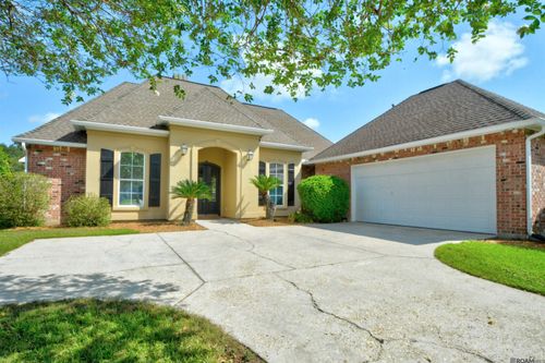 37252 S Lakeshore Ave, Prairieville, LA, 70769-4477 | Card Image