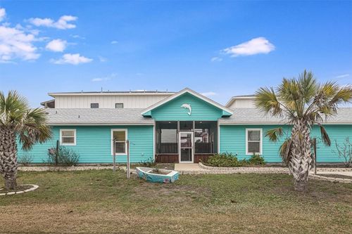325 S 10th St, Port Aransas, TX, 78373-5554 | Card Image