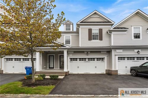 38 Hamilton Dr, Cranbury, NJ, 08512-1902 | Card Image