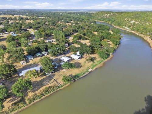 141 Chavez Trl, Weatherford, TX, 76087-7027 | Card Image