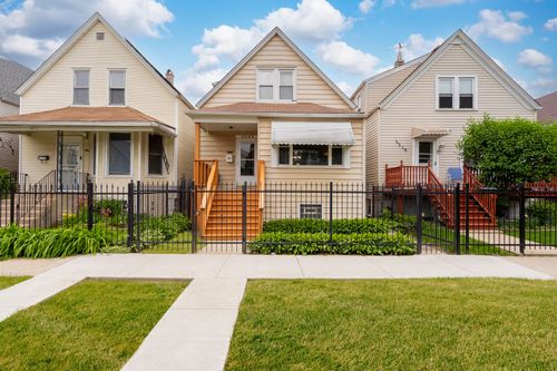 2221 N Keeler Ave, Chicago, IL, 60639-3605 | Card Image