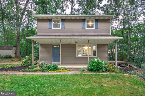 1540 Bahns Mill Rd, WINDSOR, PA, 17366-8421 | Card Image