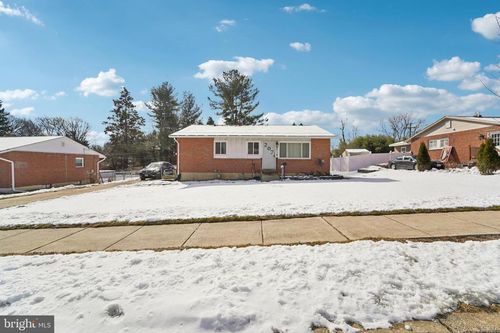 207 Conewood Ave, REISTERSTOWN, MD, 21136-3006 | Card Image