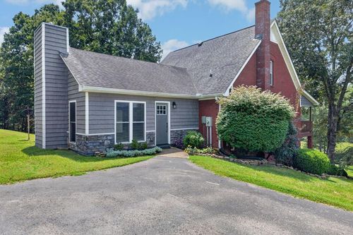 254 Sherwood Forest Rd, Livingston, TN, 38570-6132 | Card Image