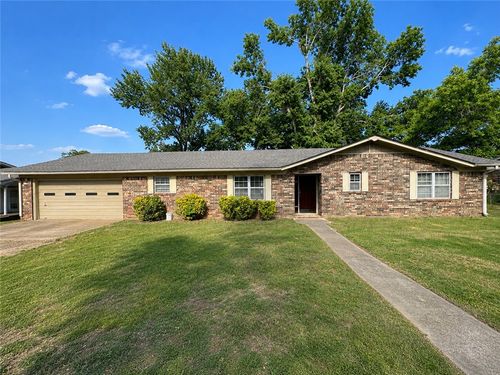 202 S Meadow Pl, Clarksville, AR, 72830-3808 | Card Image