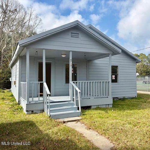 4713 Doctor L D Chapman Street, Moss Point, MS, 39563 | Card Image