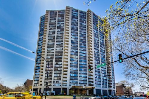514-3930 N Pine Grove Ave, Chicago, IL, 60613-3355 | Card Image