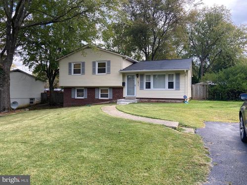 4911 Poplar Dr, ALEXANDRIA, VA, 22310-1234 | Card Image