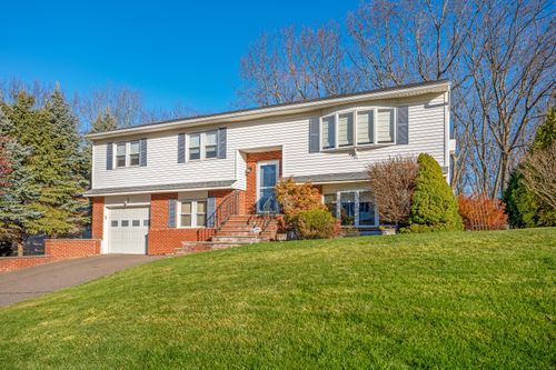 23 Kendall Circle, Waterbury, CT, 06708 | Card Image