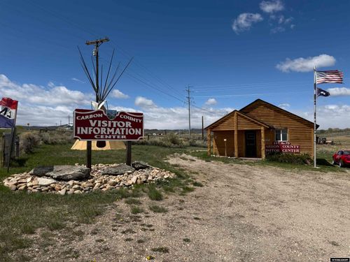 207 State Highway 70, Riverside, WY, 82325-9623 | Card Image