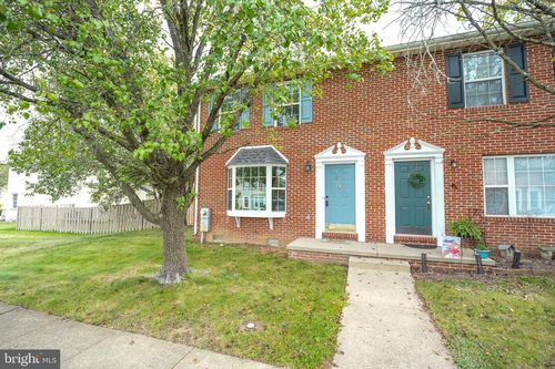 326 Banbury Ter, WINCHESTER, VA, 22601-5702 | Card Image