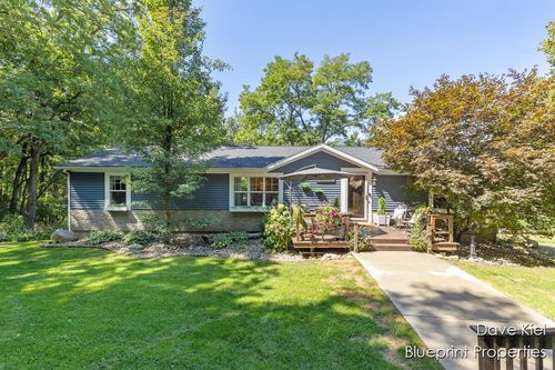 3411 Johnson Rd, Middleville, MI, 49333-9438 | Card Image