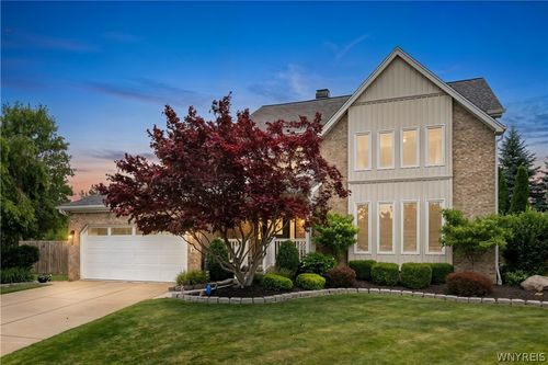 17 Spruceland Ter, Lancaster, NY, 14086-3419 | Card Image
