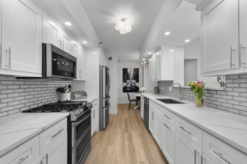 apt-614-55 Delaware Pl, Chicago, IL, 60610-6032 | Card Image