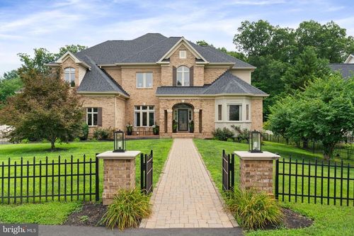 20262 Redrose Dr, STERLING, VA, 20165-2531 | Card Image